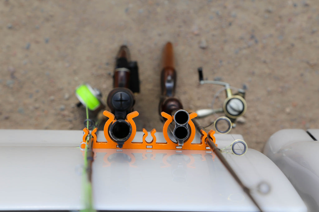 Sportsman Bumper: Fishing Rod and Gun Holder